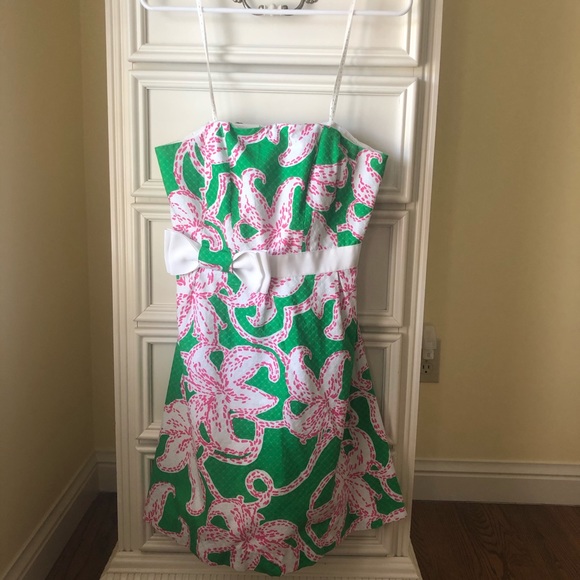 Lovely Lilly Pulitzer Dress - Picture 2 of 4